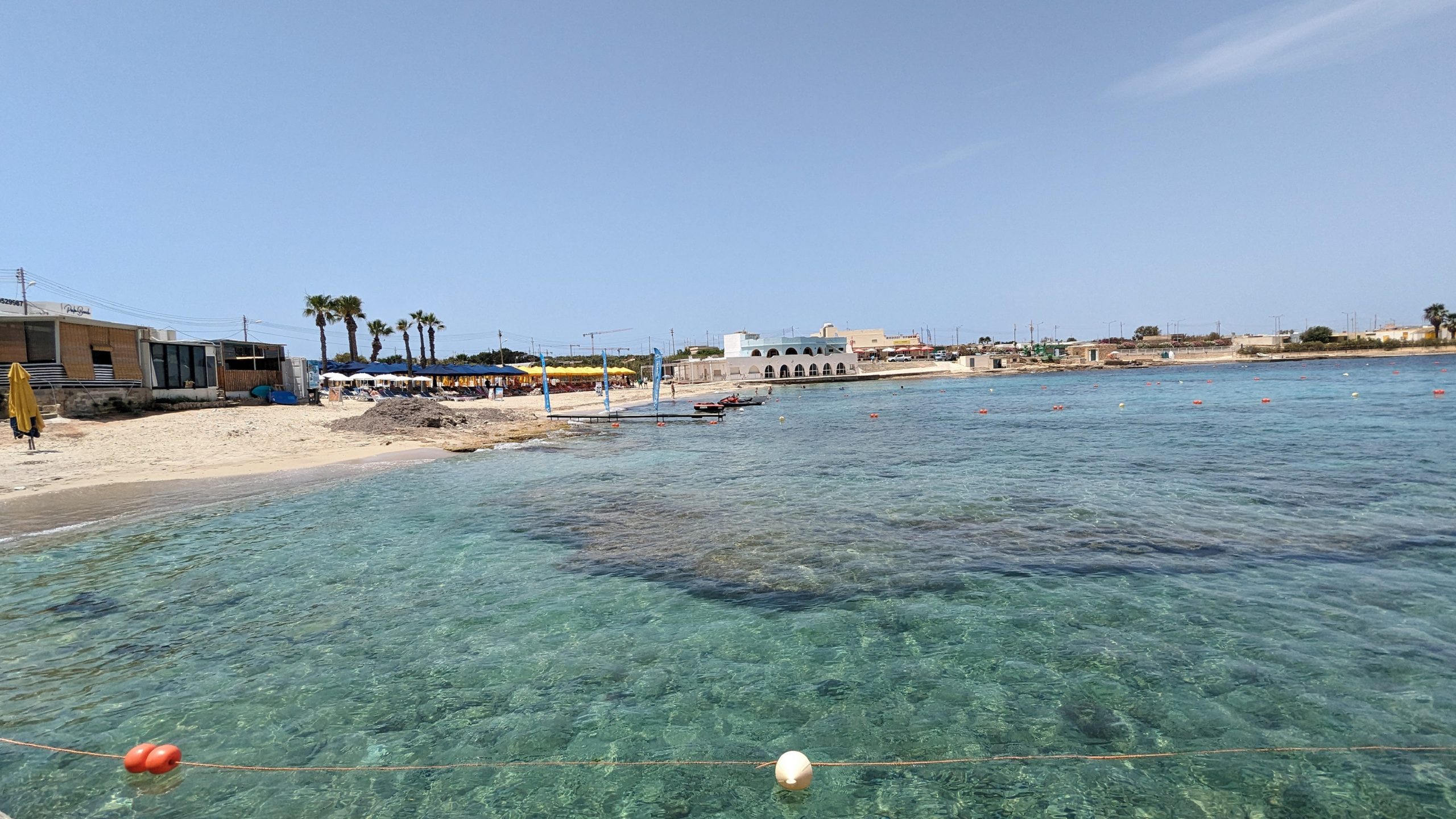 Bild des Strandes Little Armier Bay auf Malta