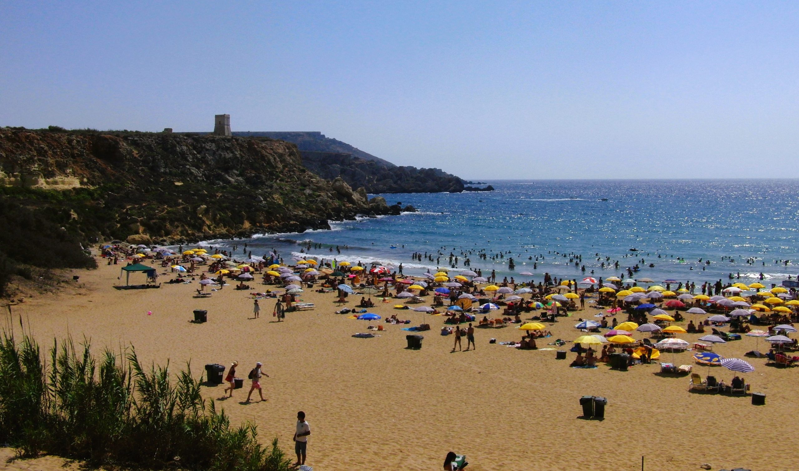 Bild des Strandes Golden Bay auf Malta